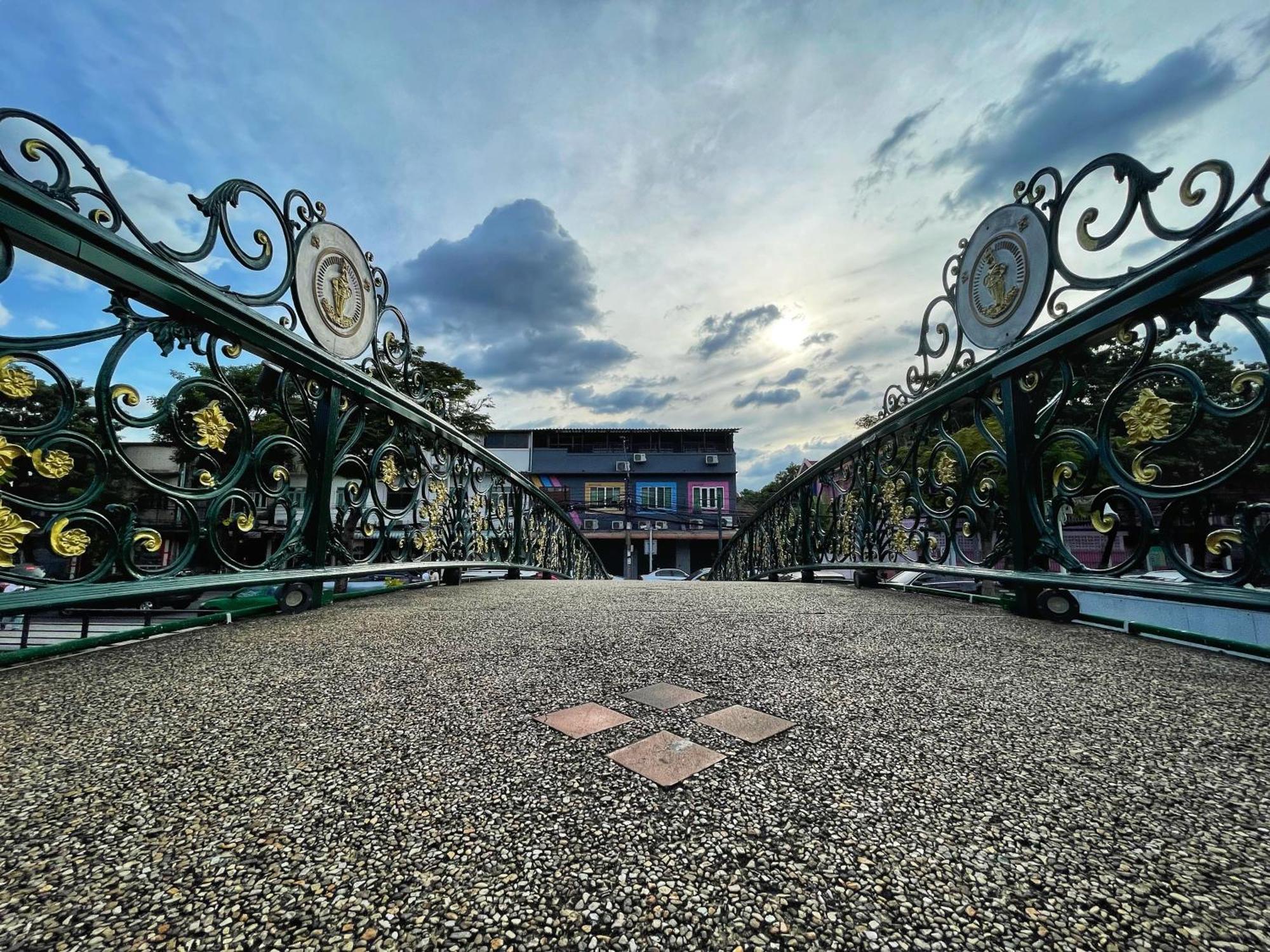 The Serene House Бангкок Екстер'єр фото